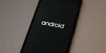 Smartfon bazarında RAM qiyməti artdıqca keyfiyyət azalır