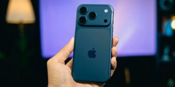 iPhone 17
